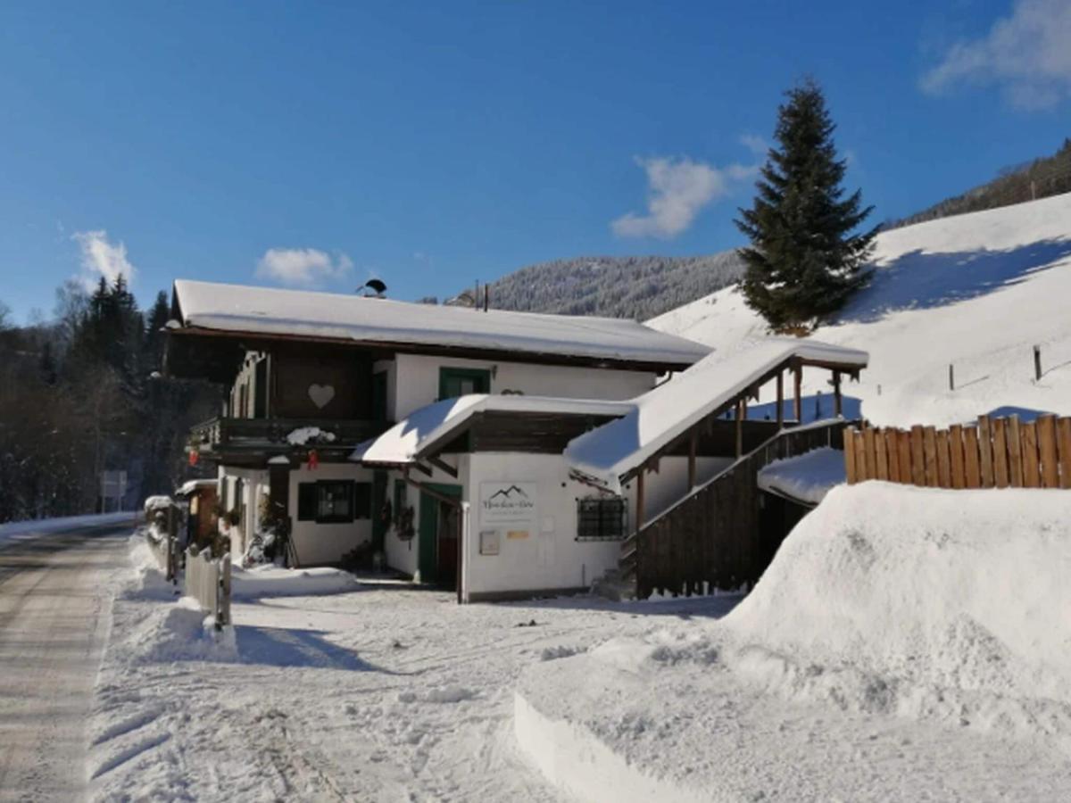 Apartment In Dienten With Mountain Views Dienten am Hochkönig Esterno foto